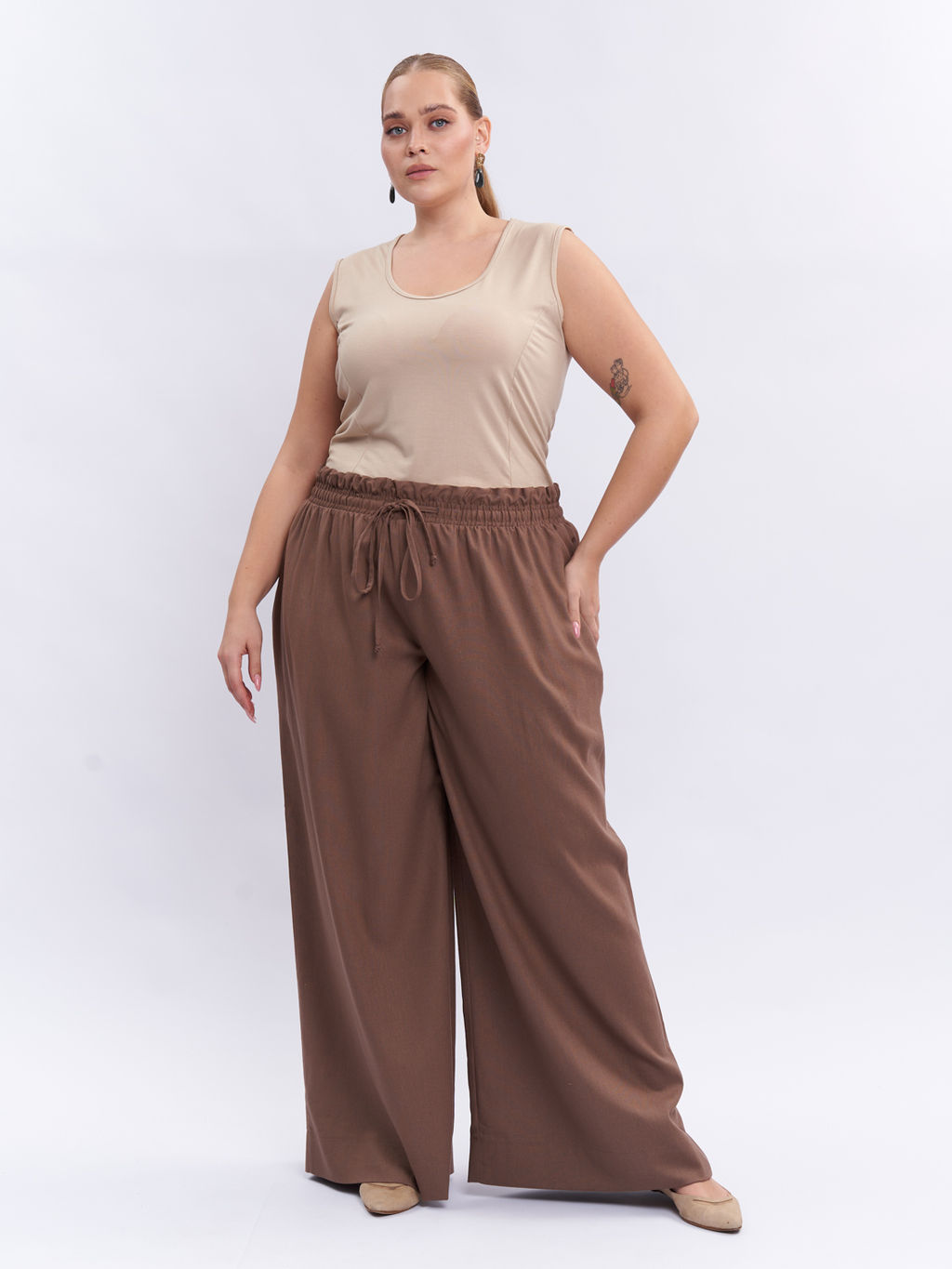 Брюки льняные TBB19152BEG18