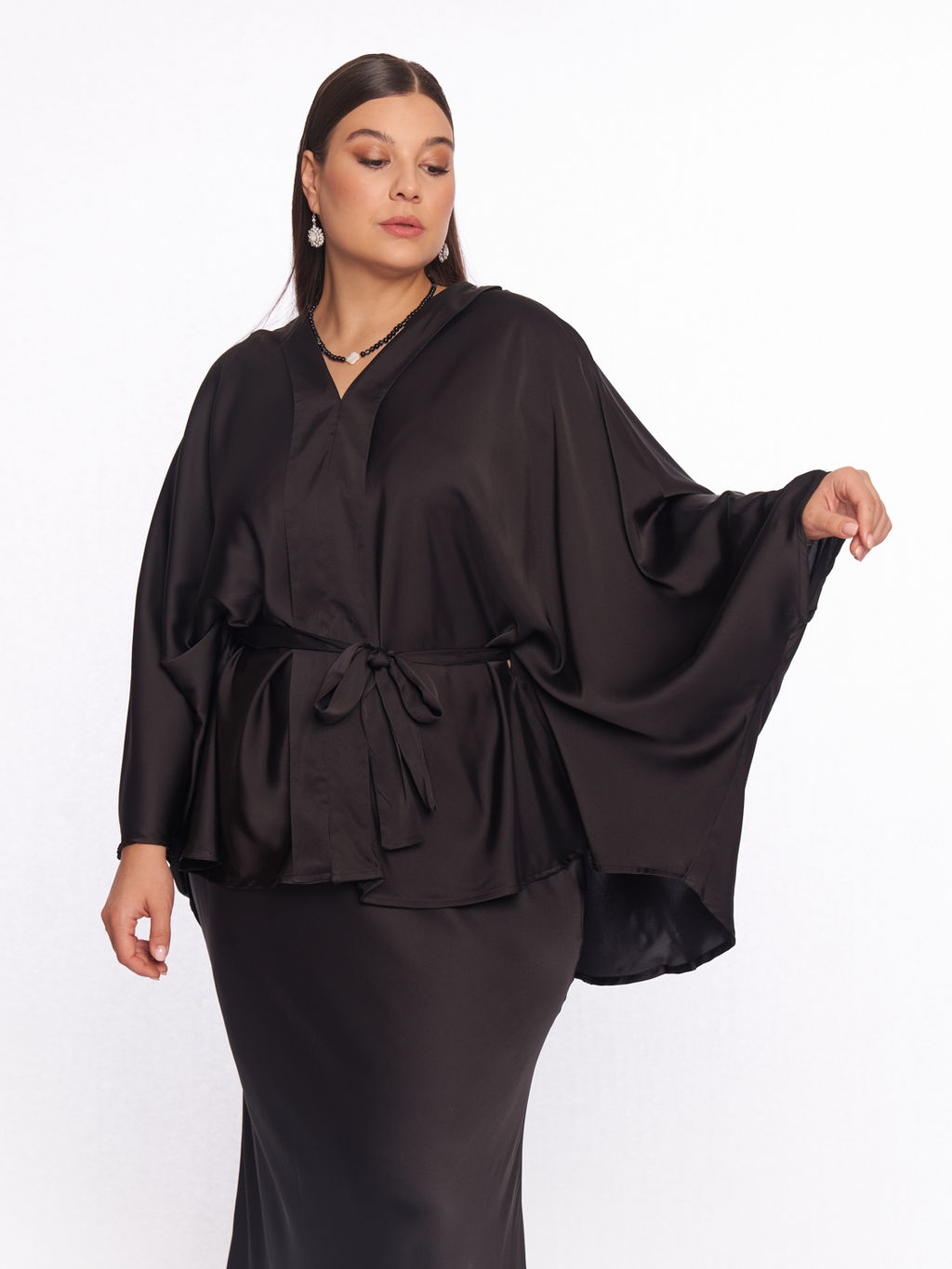 Атласная блузка TBL73537BLK01 - Артесса фото 3