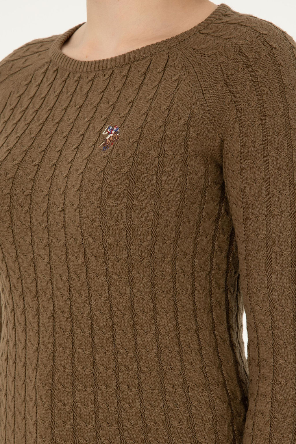 Женский базовый свитер цвета хаки с круглым вырезом Неожиданная скидка в корзине - U.s. polo assn фото 7