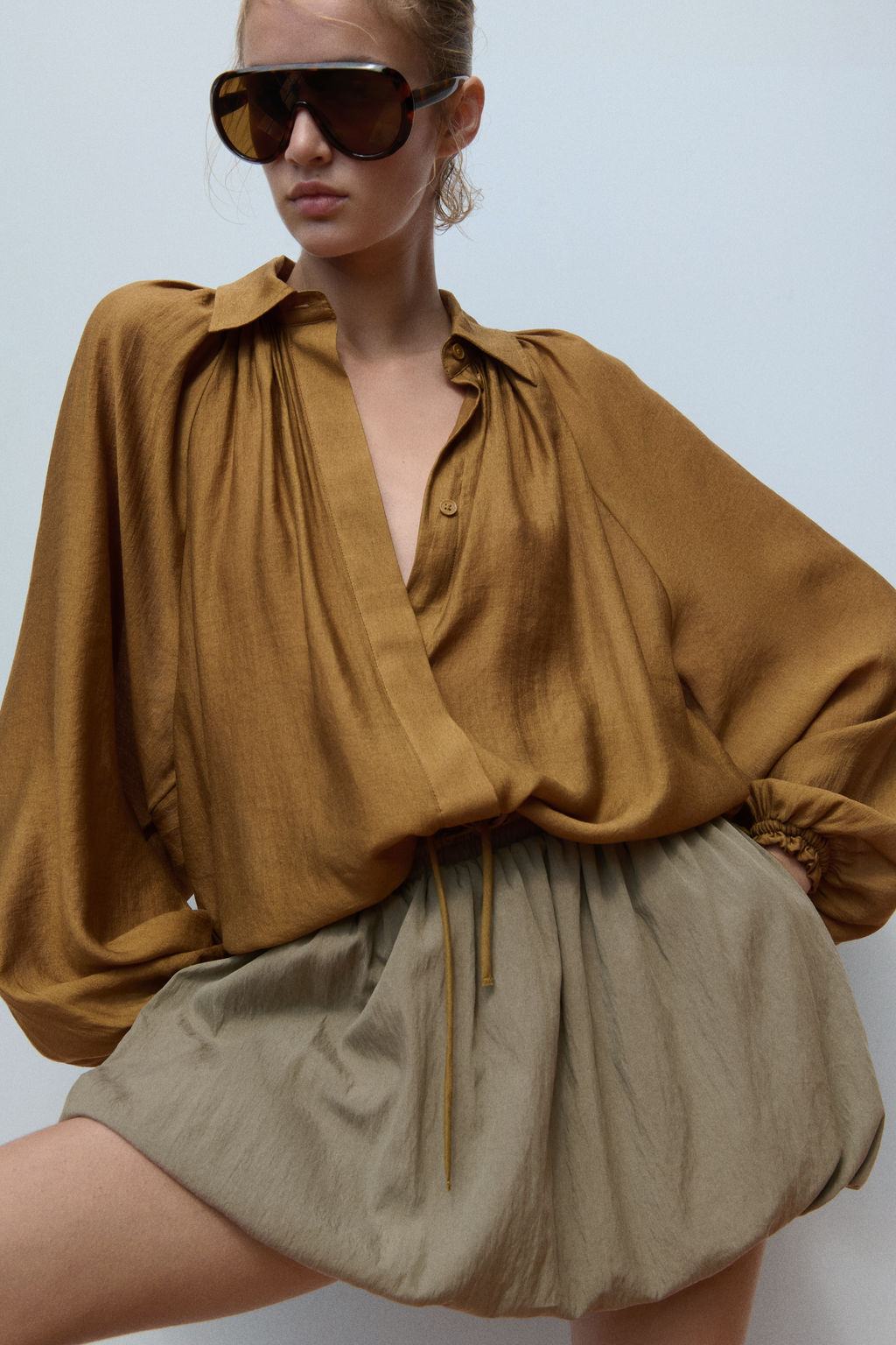 Camisa oversize con cordones de ajuste - H&m фото 4