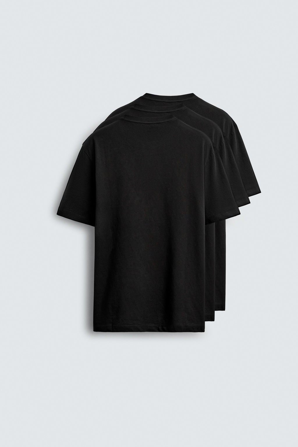 PACK 3 CAMISETA MEDIUM WEIGHT B?SICA / Negro