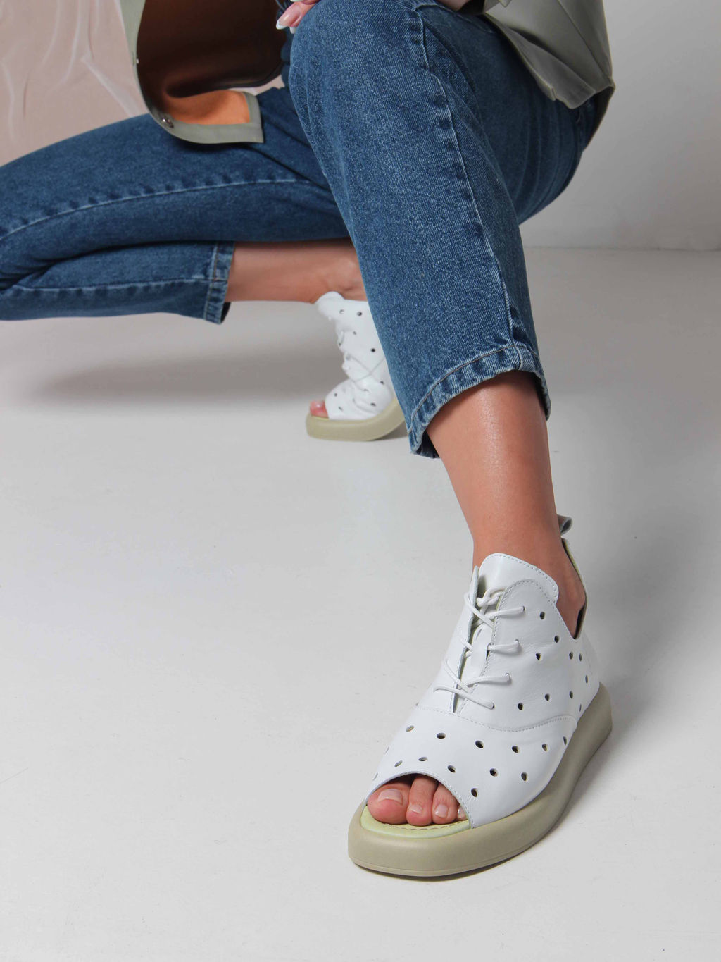 Босоножки 1059.0132gr. Белый зеленый