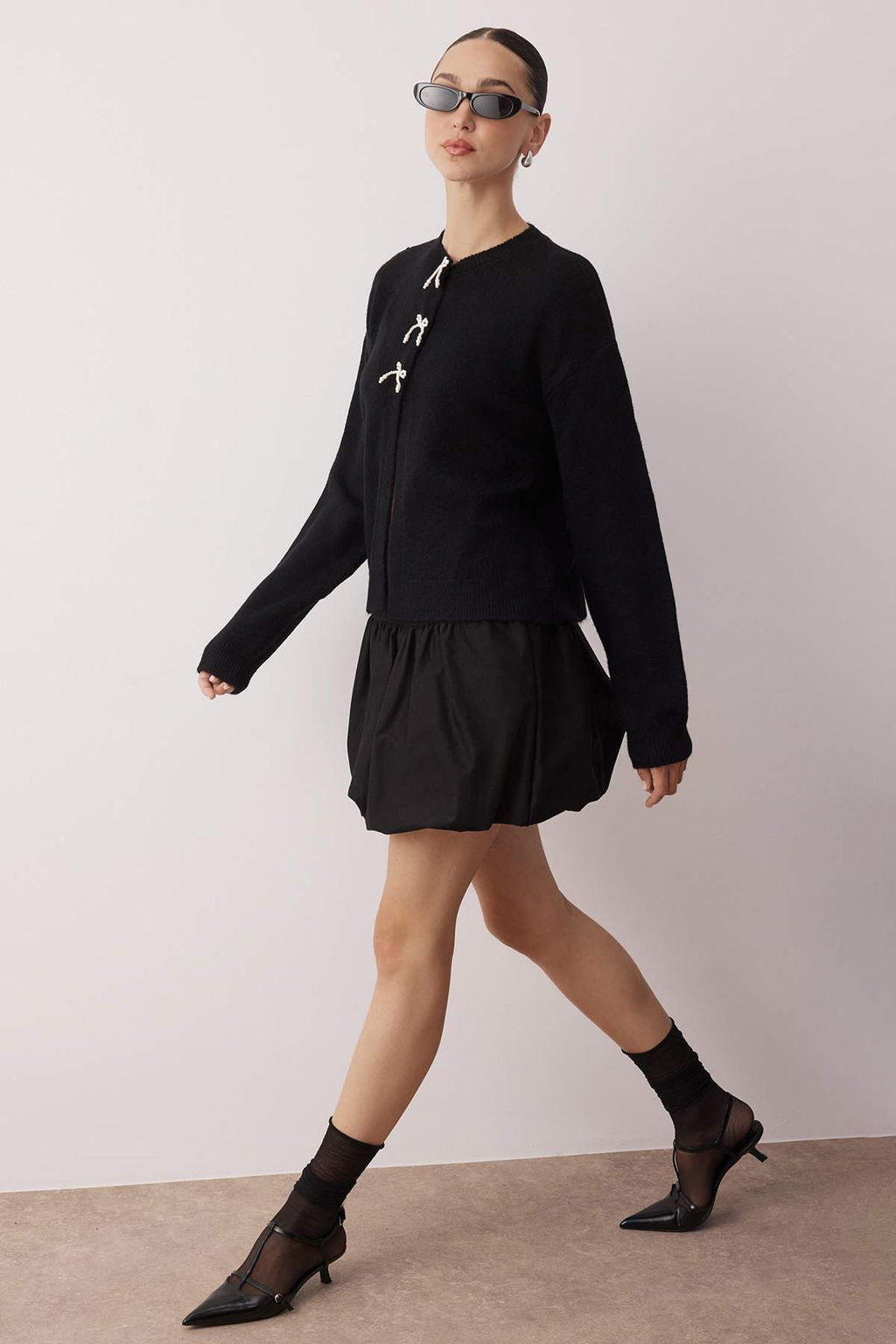 Siyah Kurdele/Fiyonk Detayl? Yumusak Dokulu Triko H?rka TWOAW26HI00052 - Trendyolmilla фото 2