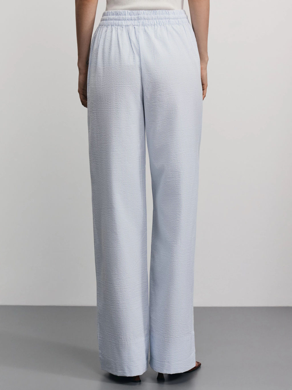 Широкие брюки из фактурного хлопка / Zarina  фото 4