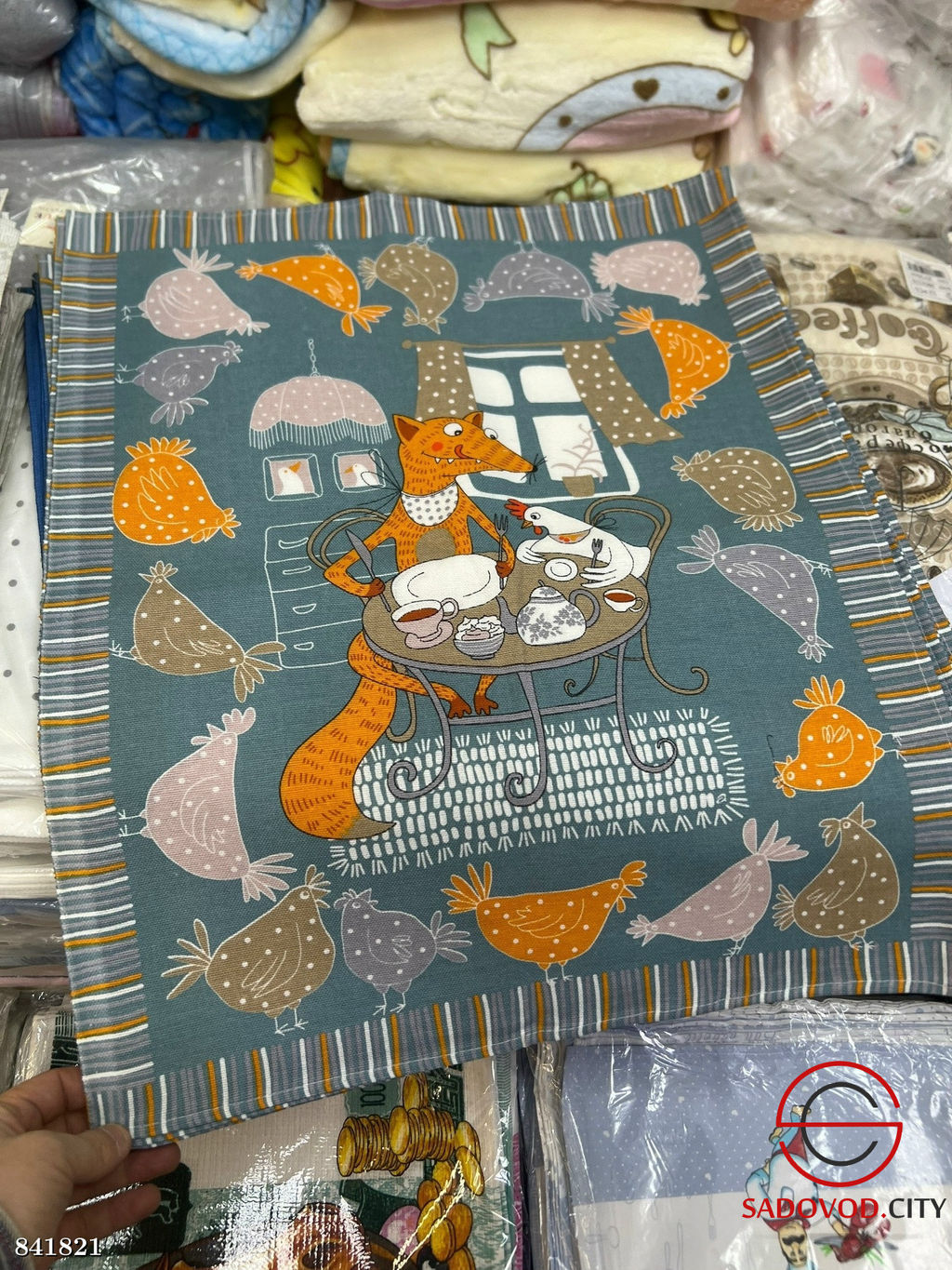 Льняное полотенце с рисунком