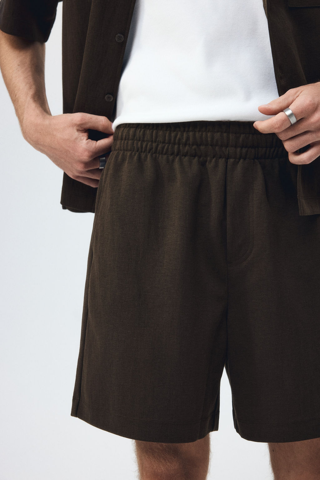 Pantal?n corto interlock Relaxed Fit - H&m фото 9