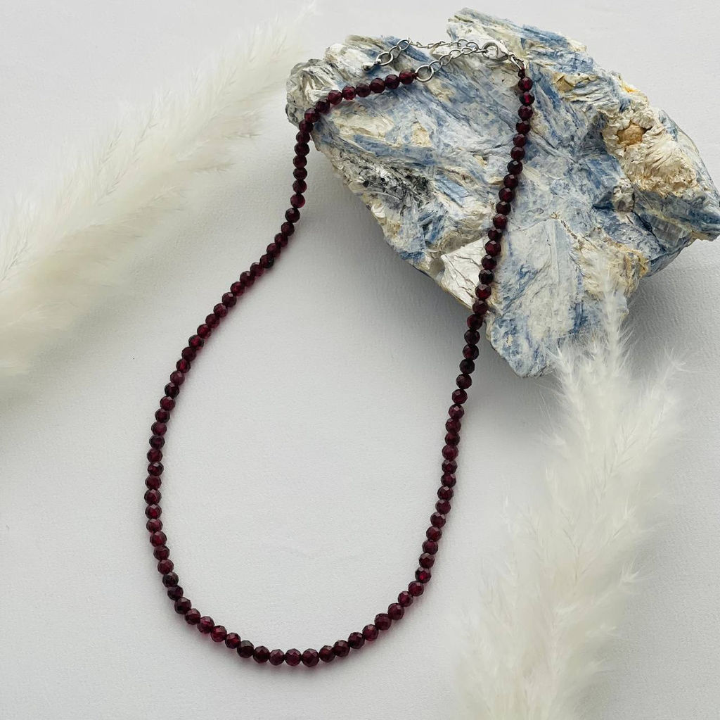 Колье из Граната (Пироп)