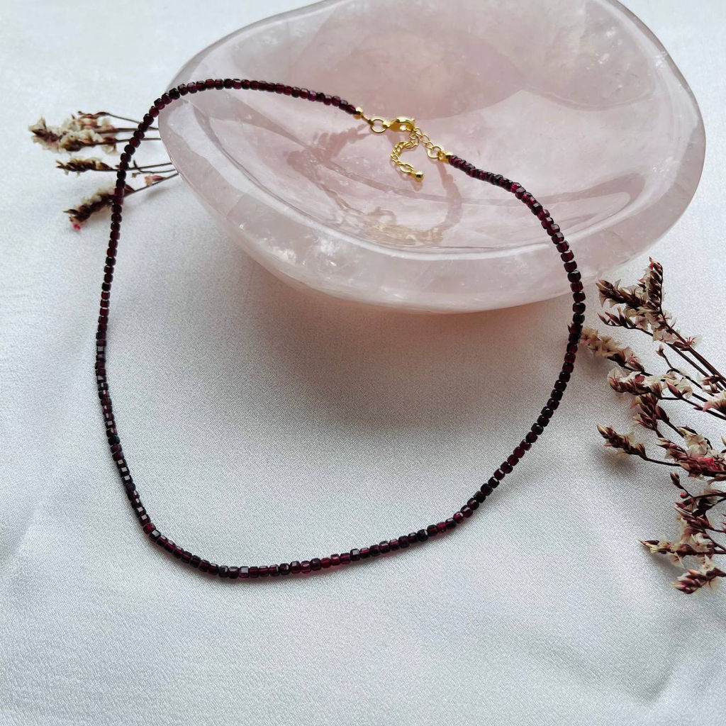 Колье из Граната