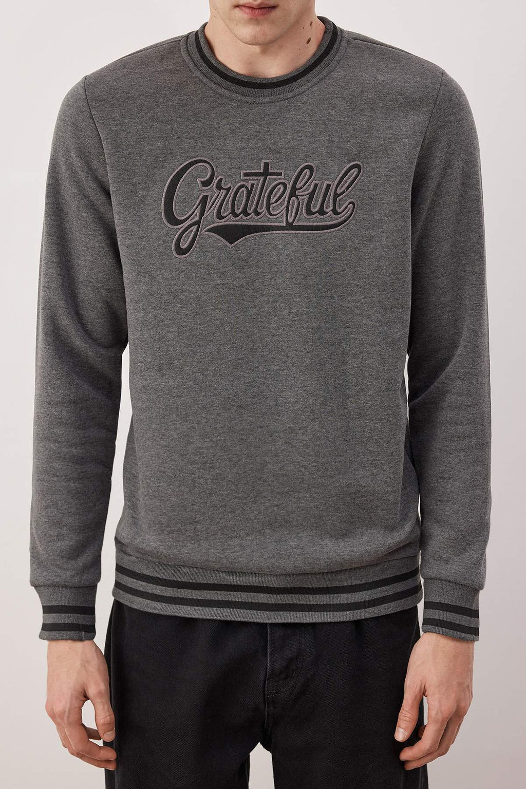 Siyah Regular/Normal Kesim Triko Bantl? Nak?sl? Sweatshirt TMNAW26SW00066 - Trendyolmilla фото 11