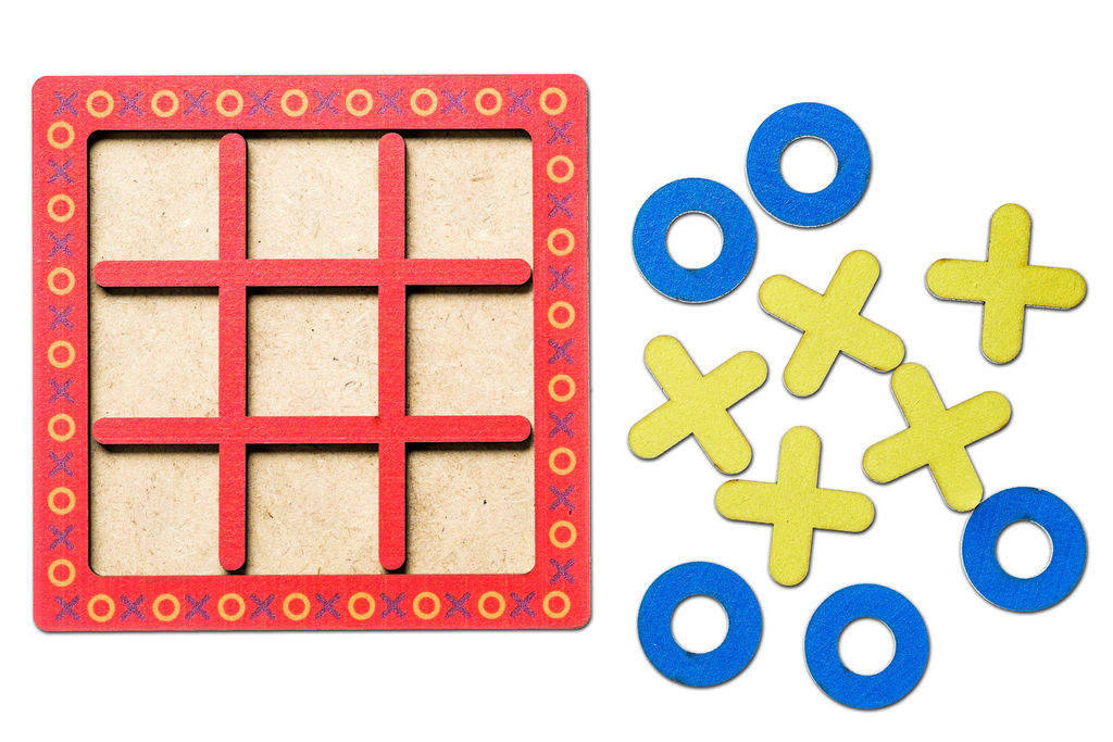 Настольная игра Крестики-нолики (планшет) - Smiledecor фото 3