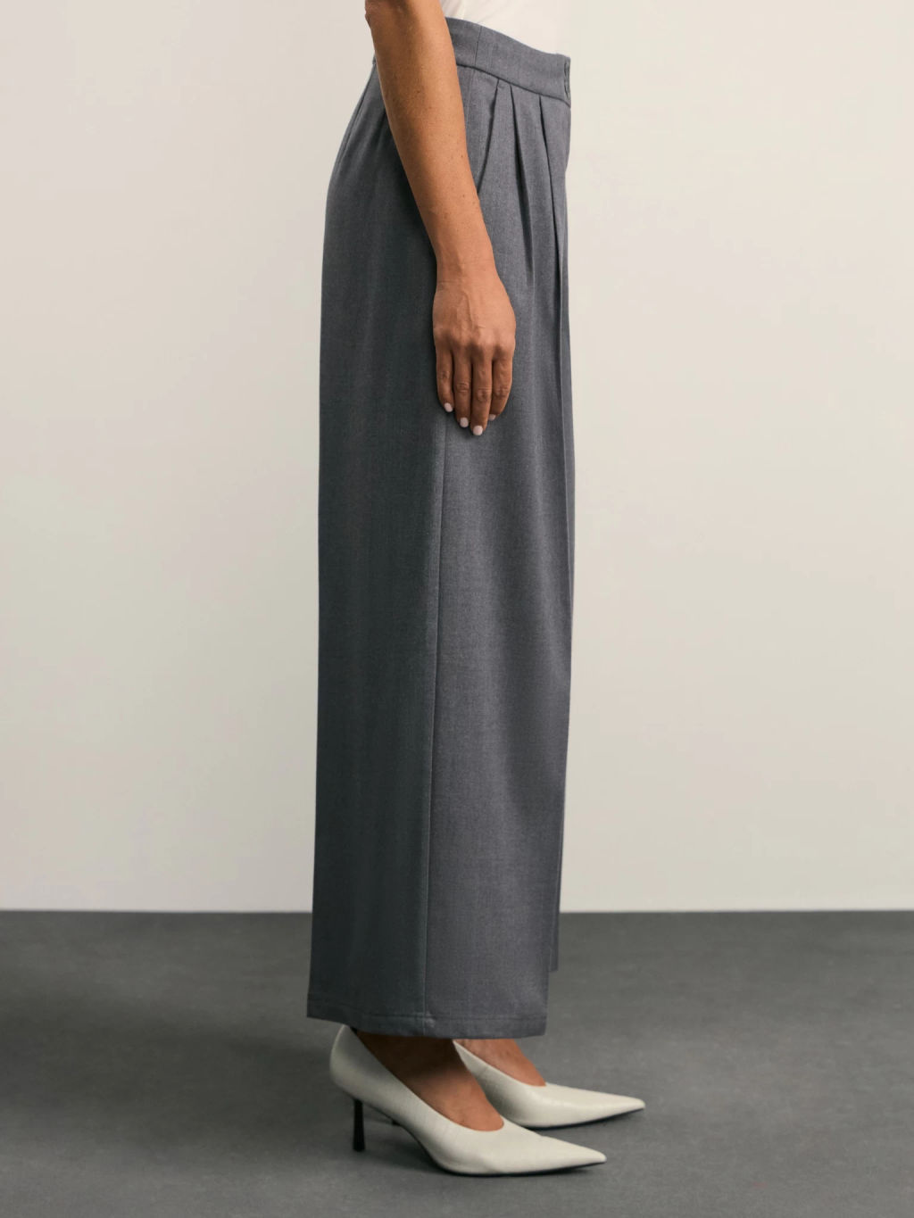 Брюки-кюлоты с защипами / Zarina  фото 3