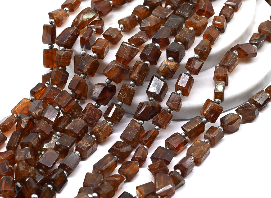 Бусины из граната (спессартин) кристаллы 8*10мм, 25см, 21 бусина Радуга камня