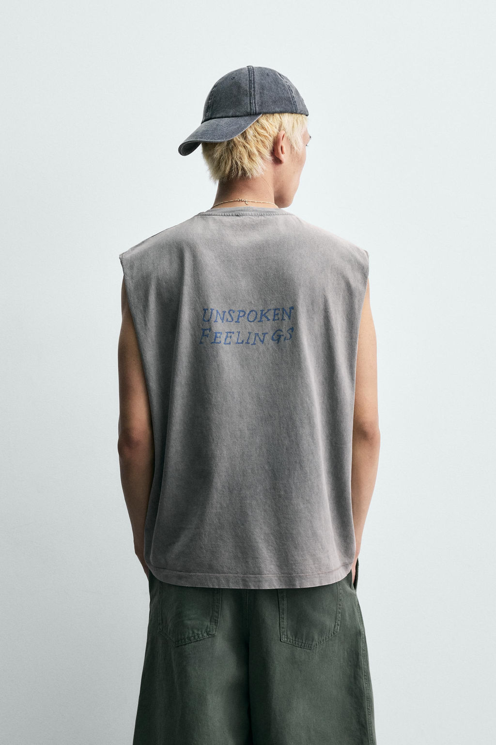 CAMISETA TANK RELAXED FIT ESTAMPADOS / Gris