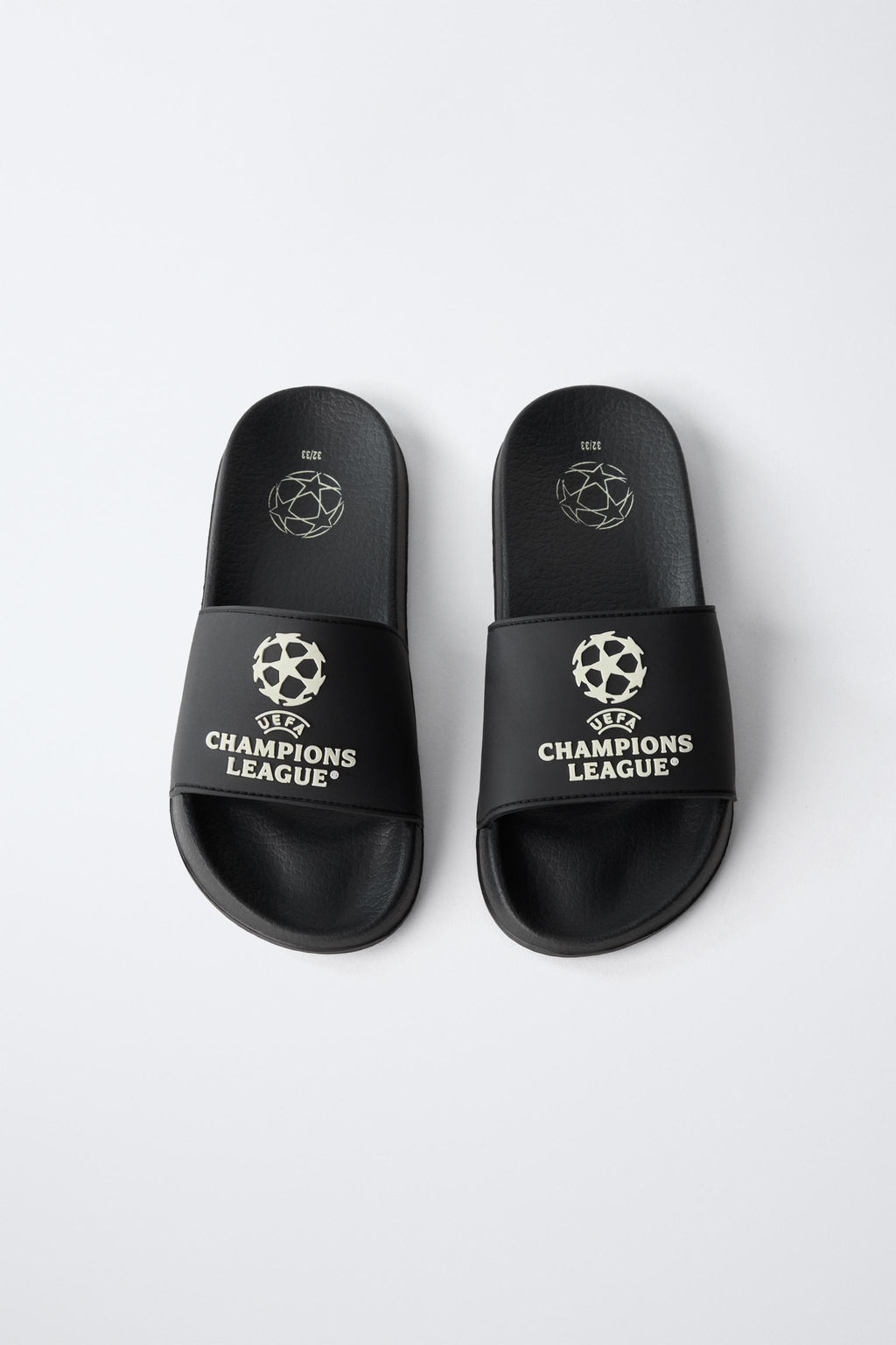 PALA BA?O UEFA CHAMPIONS LEAGUE ® GLOW IN THE DARK / Negro - Zara фото 4