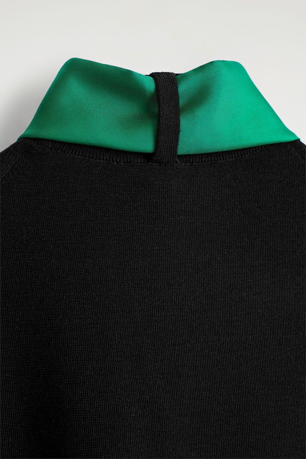 CAMISETA DE LANA MERINO CON PA?UELO DE SEDA - H&m фото 5