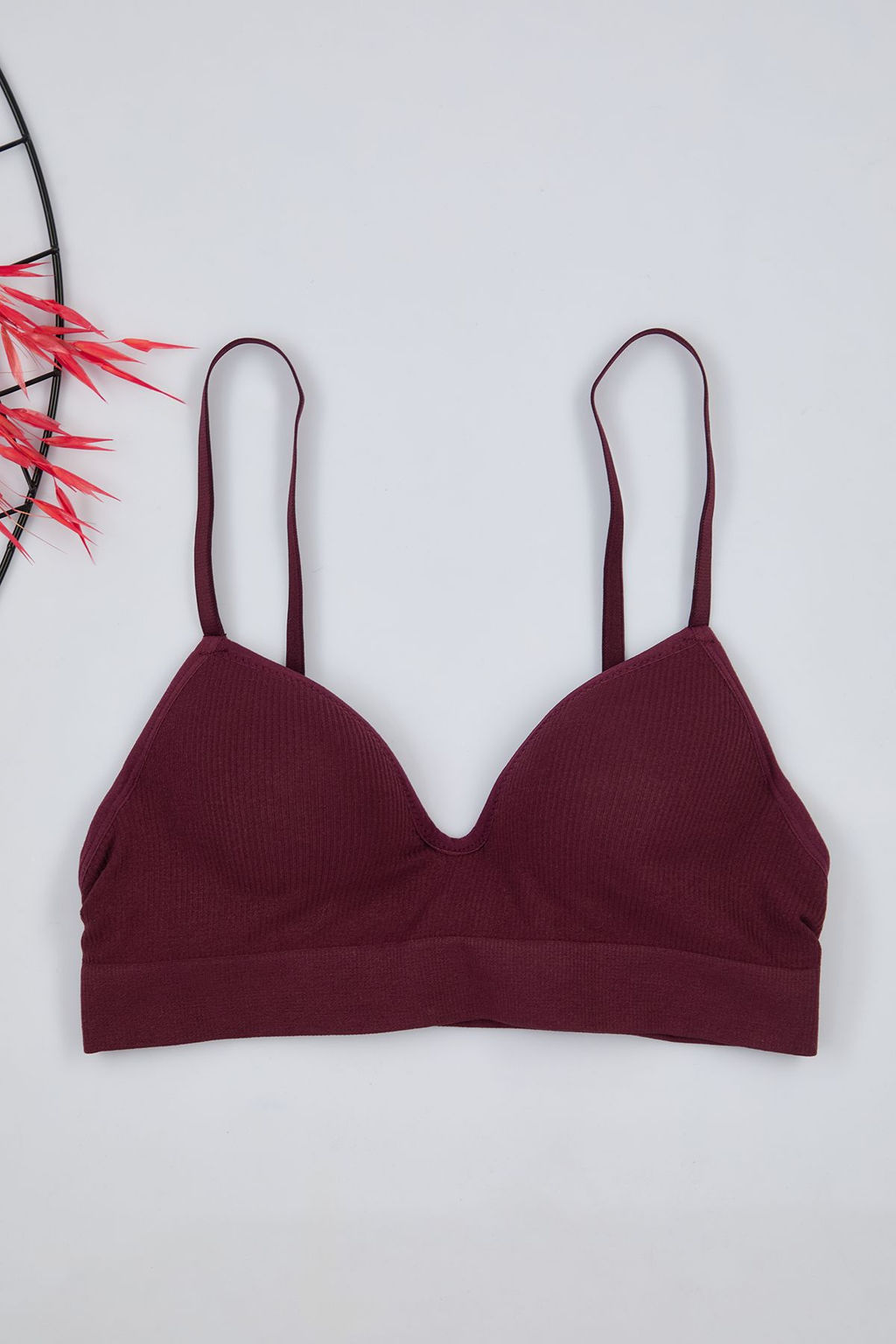 TRENDYOLMILLA Siyah Seamless/Dikissiz Ip Ask?l? Dolgusuz Balensiz Kapl? Bralette Orme Sutyen THMAW22SU0043  фото 40