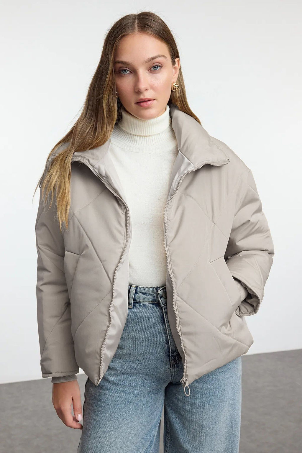 TRENDYOLMILLA Siyah Oversize Su Itici Sisme Kapitone Mont TWOAW24MO00146 фото 30