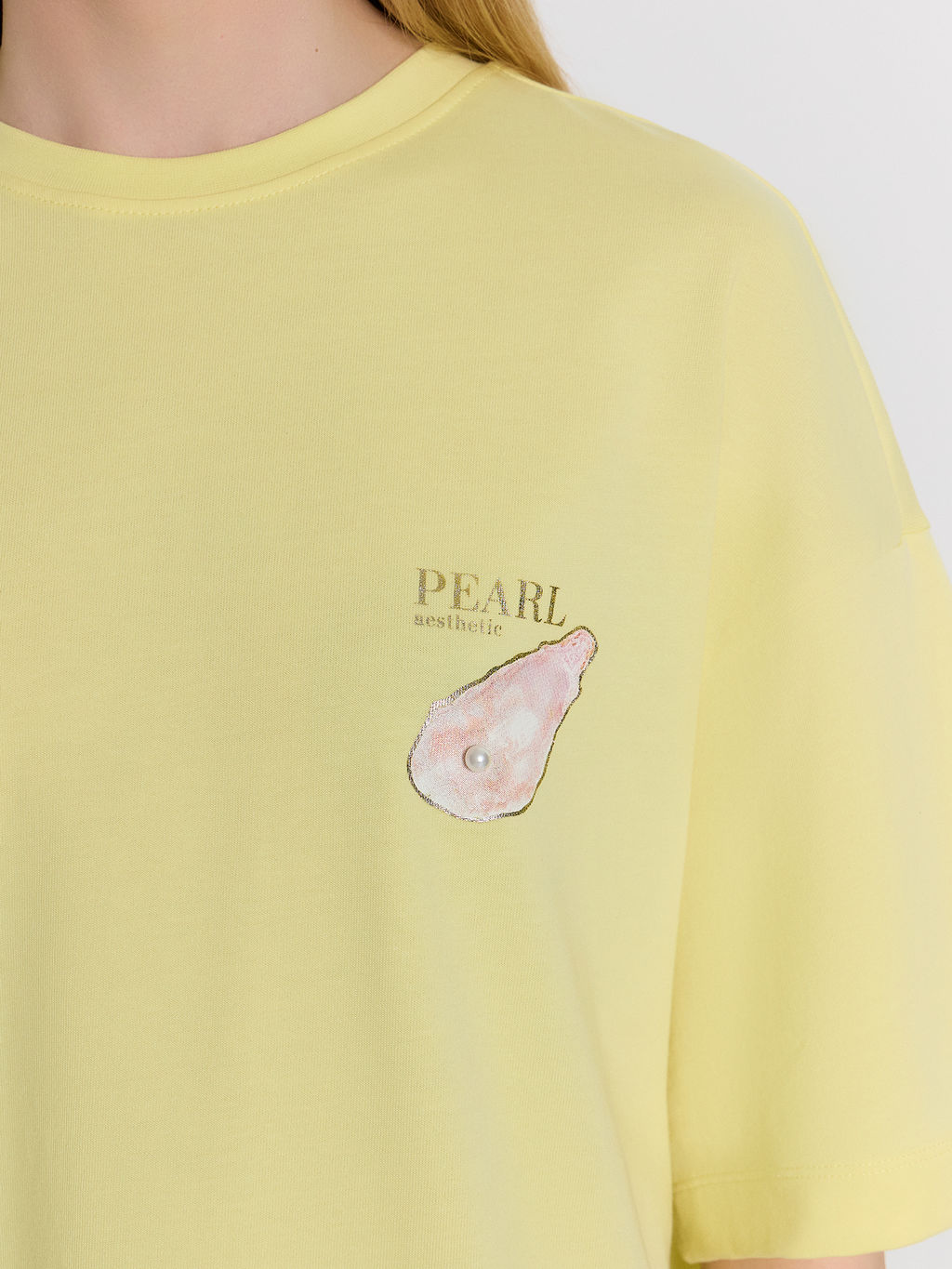 Футболка женская Mark Formelle желтая с принтом  фото 4