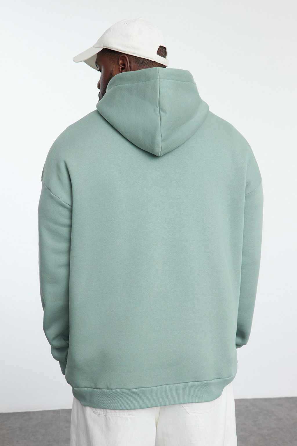 TRENDYOL MAN Indigo Buyuk Beden Kapusonlu Oversize Reflektor Bask?l? S?cak Tutan Sweatshirt TMNAW24AO00029 - Trendyolmilla фото 5