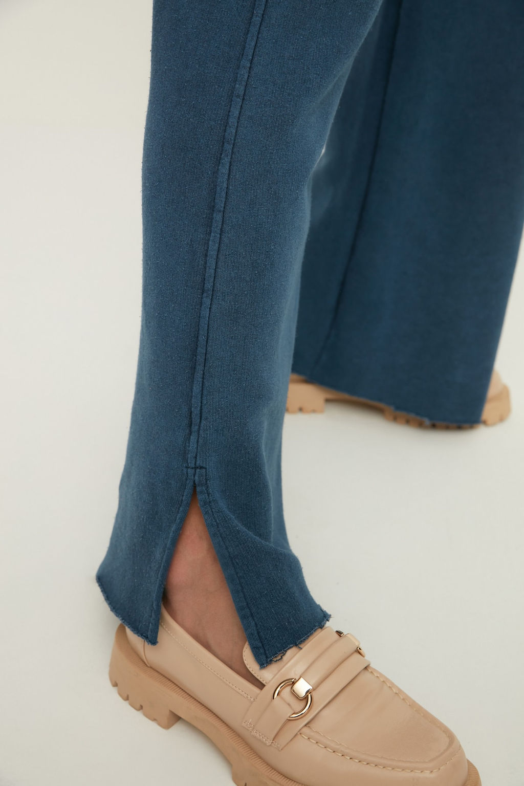 Indigo Soluk Efektli Wide Leg/Genis Paca Normal Bel Ince Orme Esofman Alt? Pantolon TWOAW22EA0426