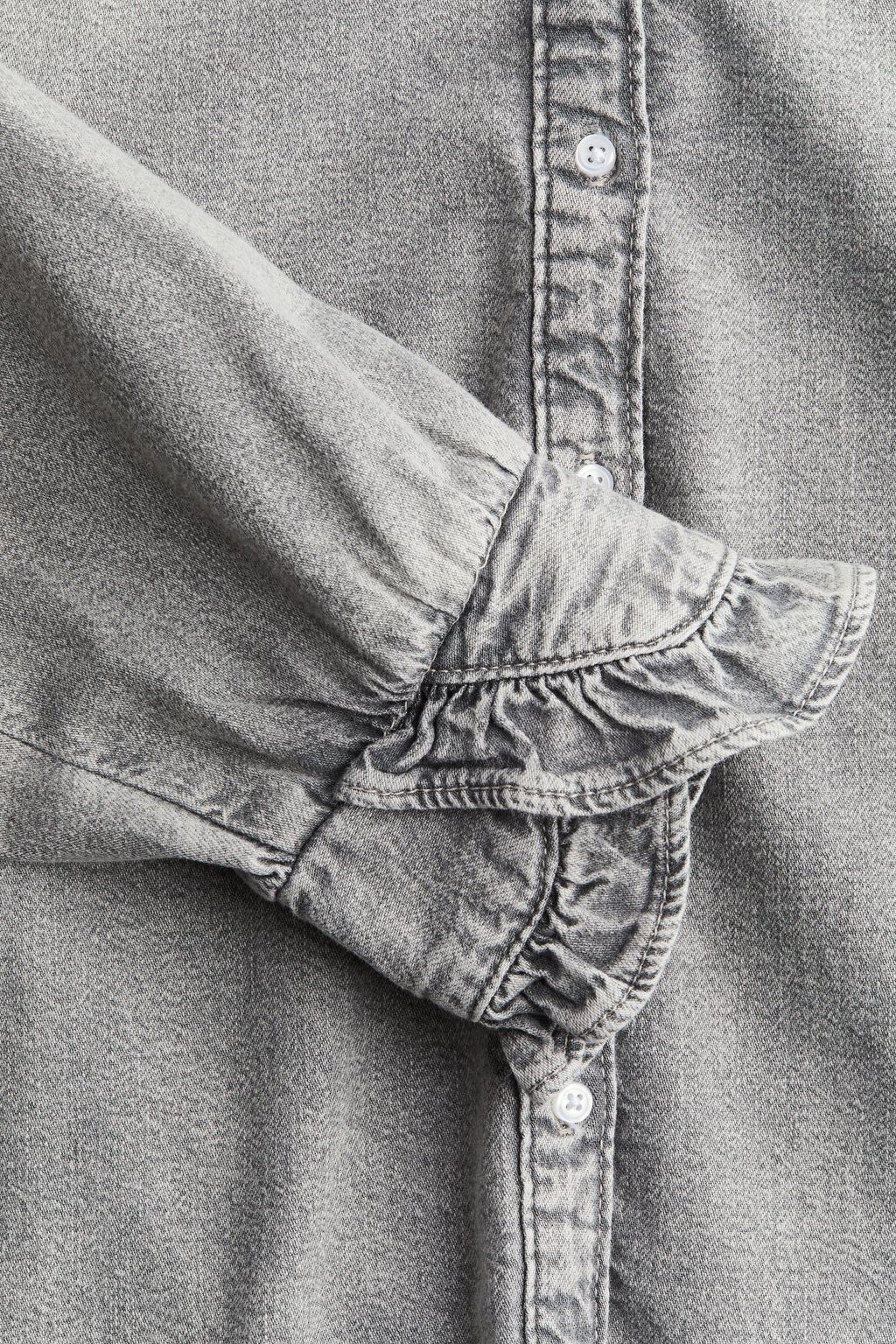 Blusa denim con ribetes de volante - H&m фото 8