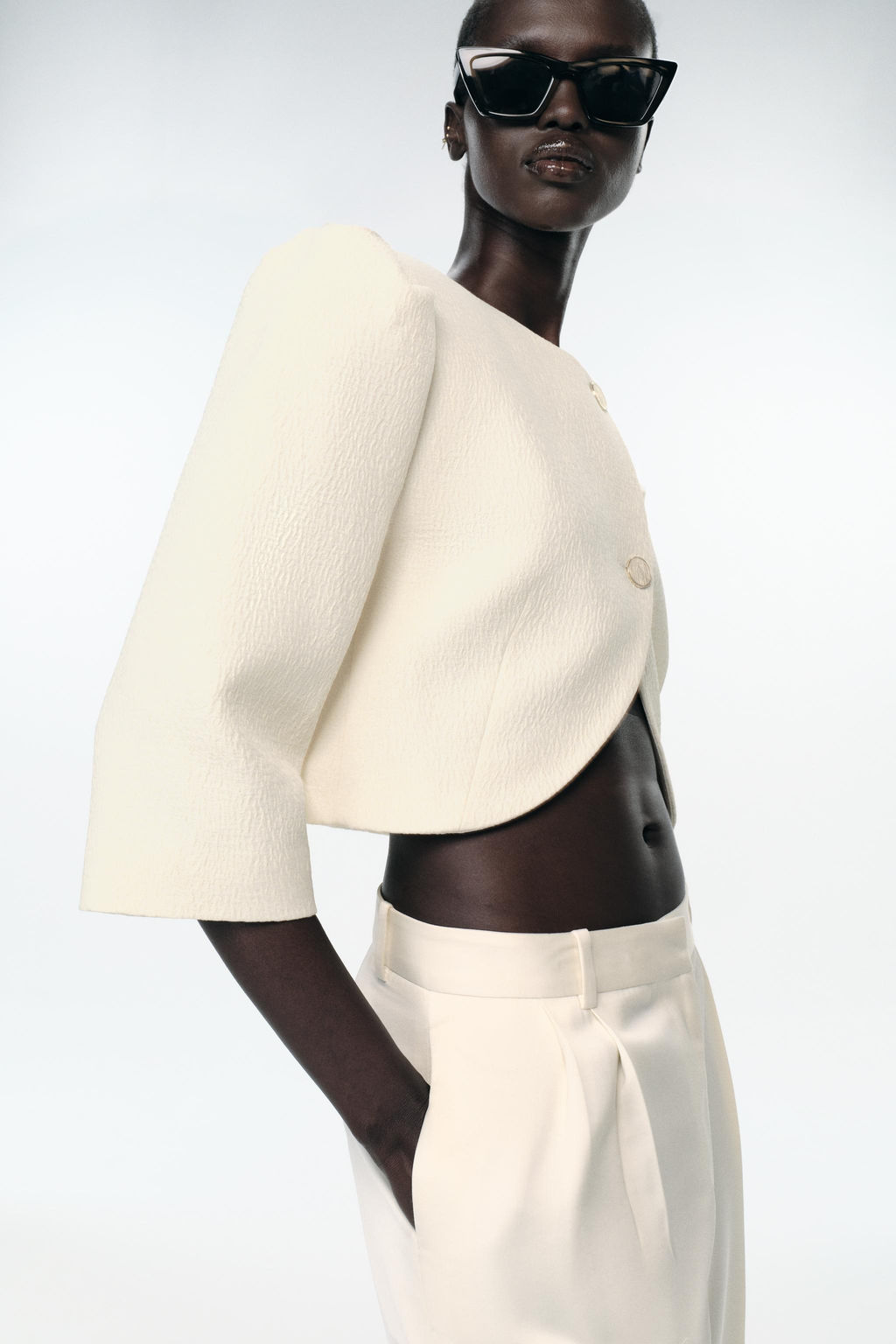 SHORT PUFF-SLEEVE BLAZER - Zara фото 4