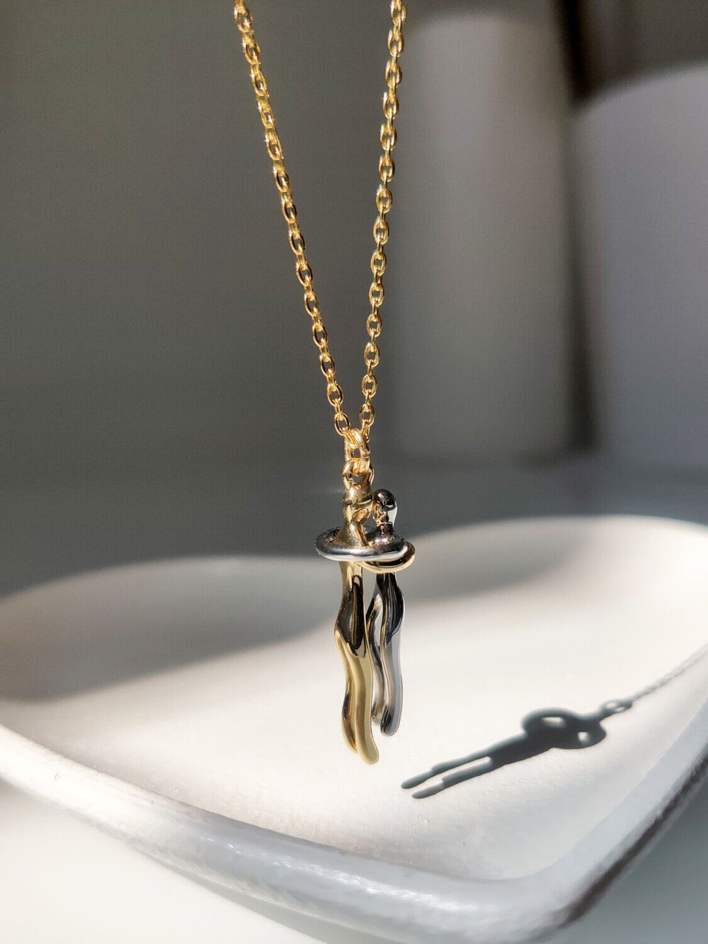 Кулон на цепочке Парочка