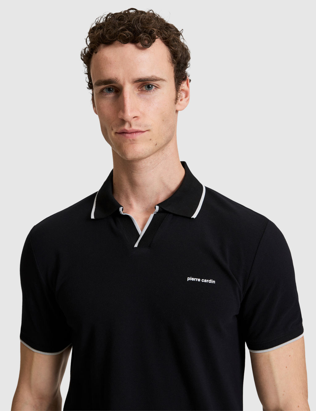 Siyah Slim Fit %100 Pamuk Apa_ Yaka Ti__rt