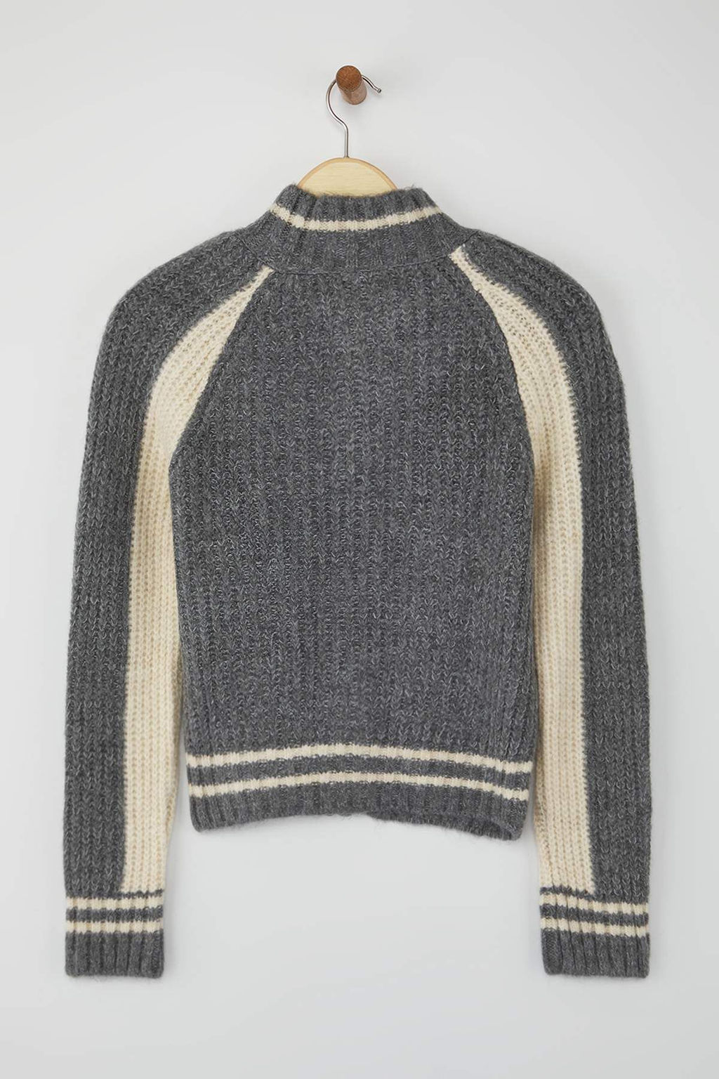 Gri Yumusak Dokulu Fermuarl? Triko H?rka TWOAW26HI00154