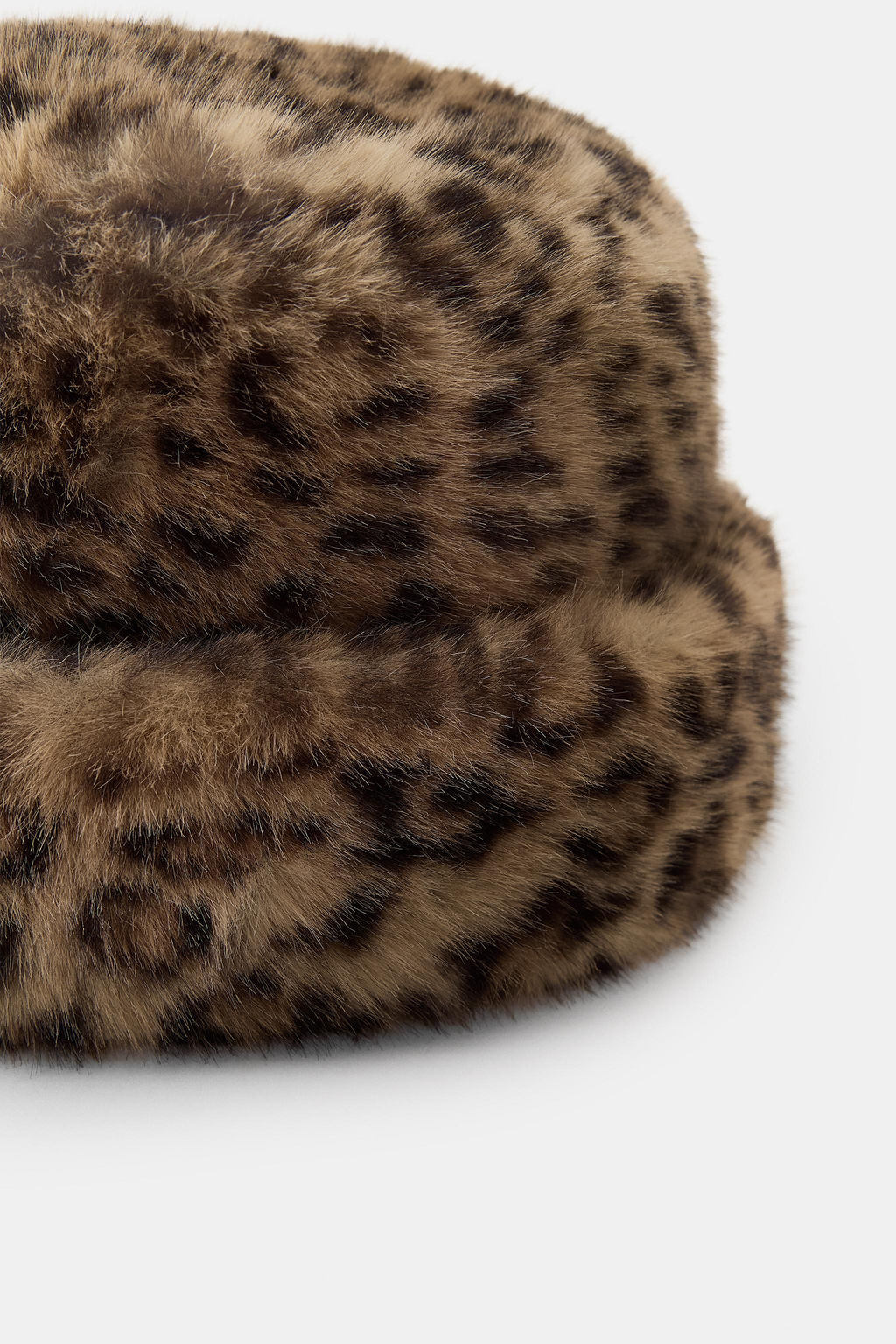 ANIMAL PRINT FAUX FUR HAT