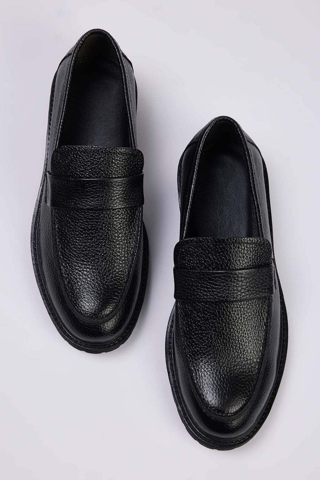 Siyah Hakiki Deri Erkek Loafer Ayakkab? TAKAW26LA00004