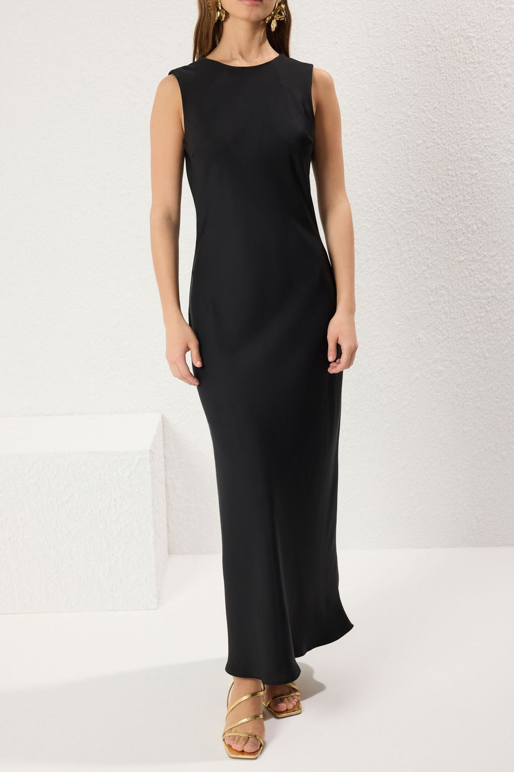 TRENDYOLMILLA Siyah Duz Maxi Dokuma Elbise TWOSS24EL00070  фото 3