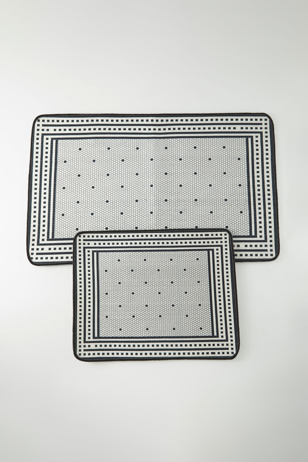 Trendyolmilla Home 2li Bask?l? Kayd?rmaz Tabanl? Banyo Paspas Seti TPHSS25BPS00010 фото 3