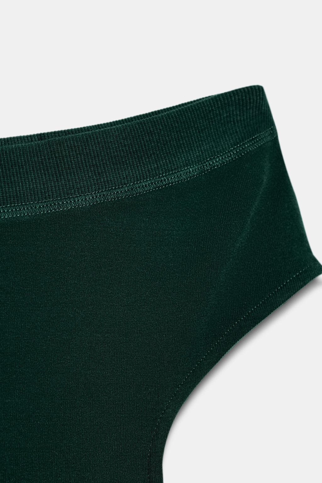 CAMISETA CUELLO BARCO / Verde - Zara фото 8