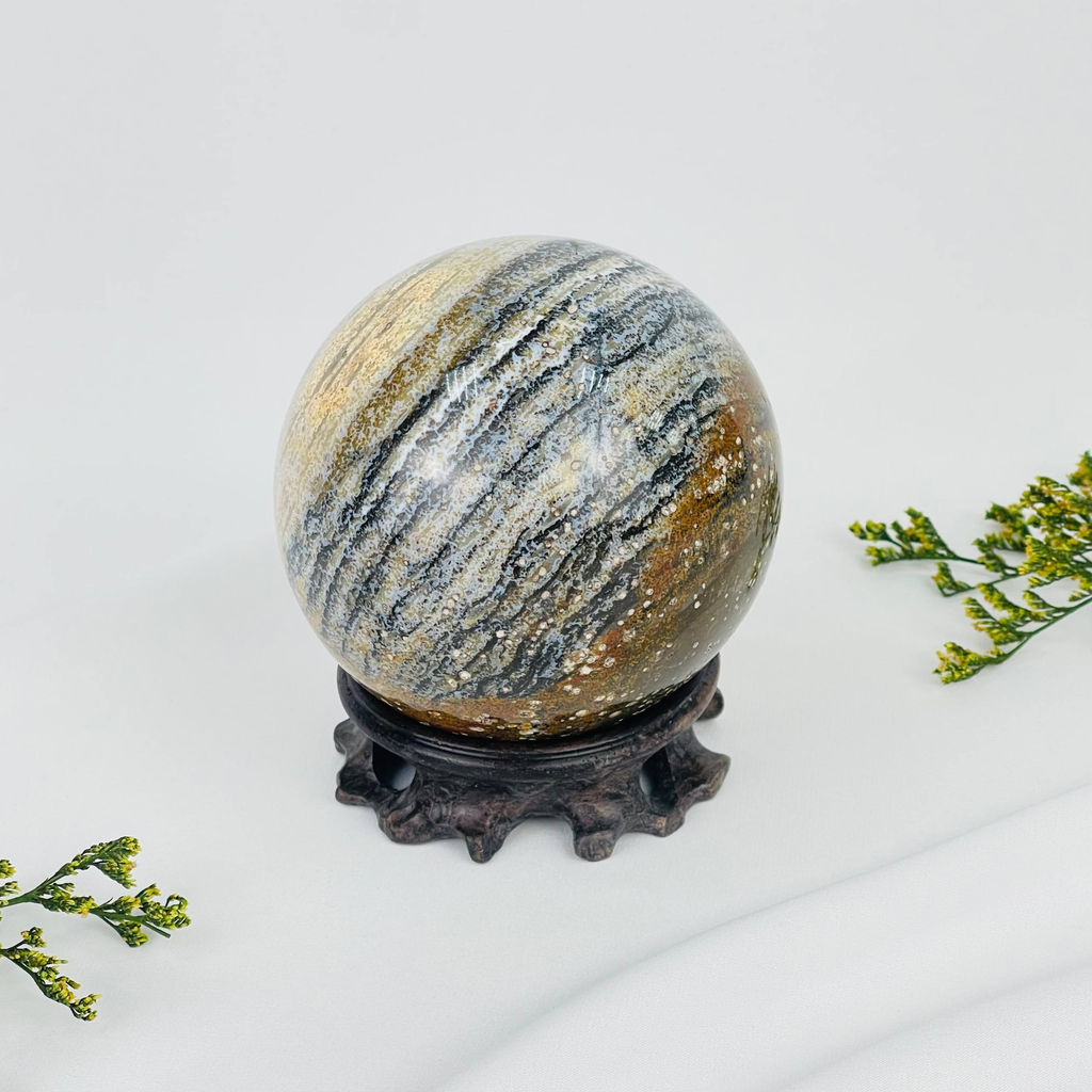 Шар из океанической Яшмы