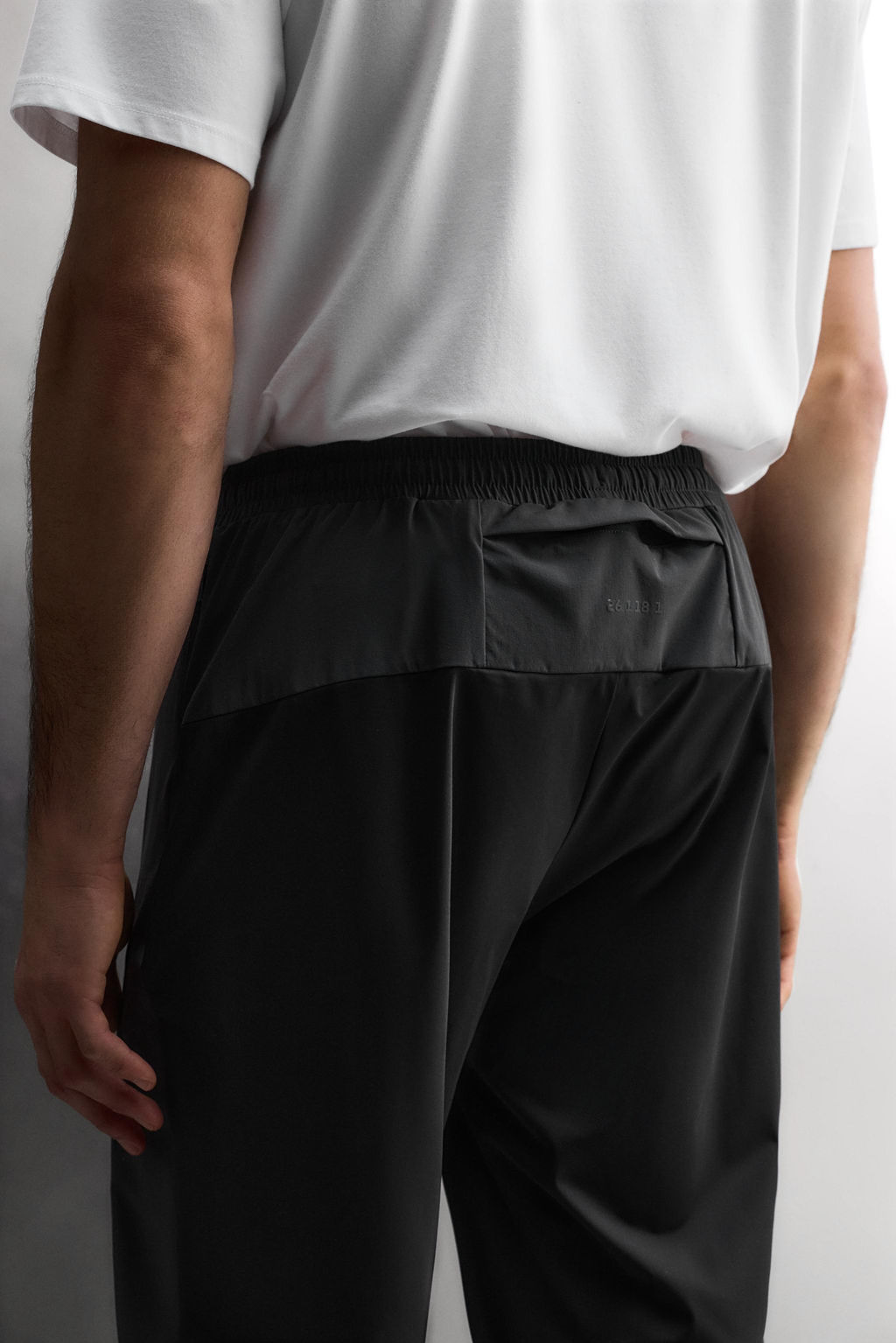 COLOUR BLOCK TECHNICAL TROUSERS - Zara фото 16