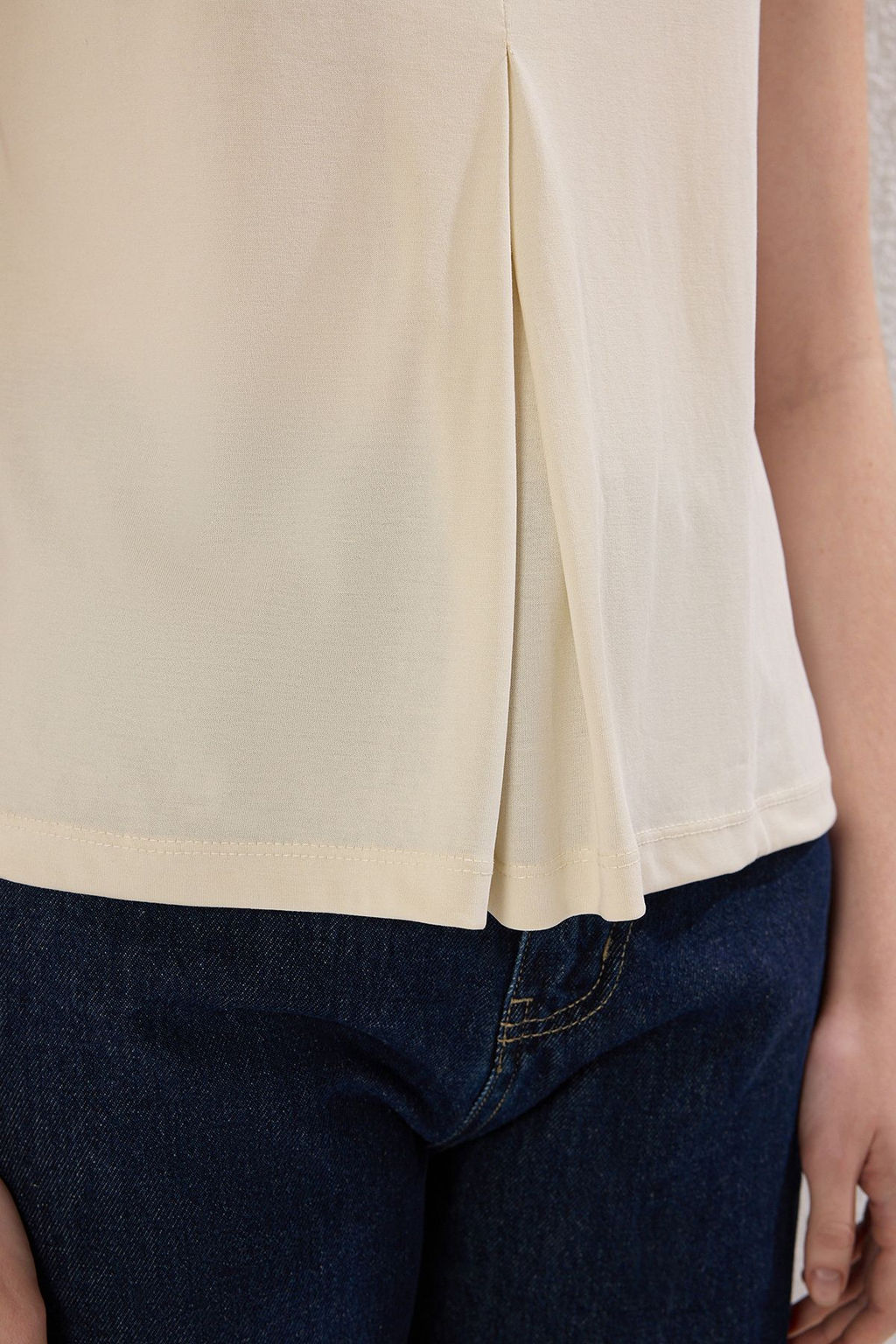 Tas More Sustainable Modal Ak?skan Kumasl? Regular Kal?p Pilili Orme Bluz TWOSS25BZ00401