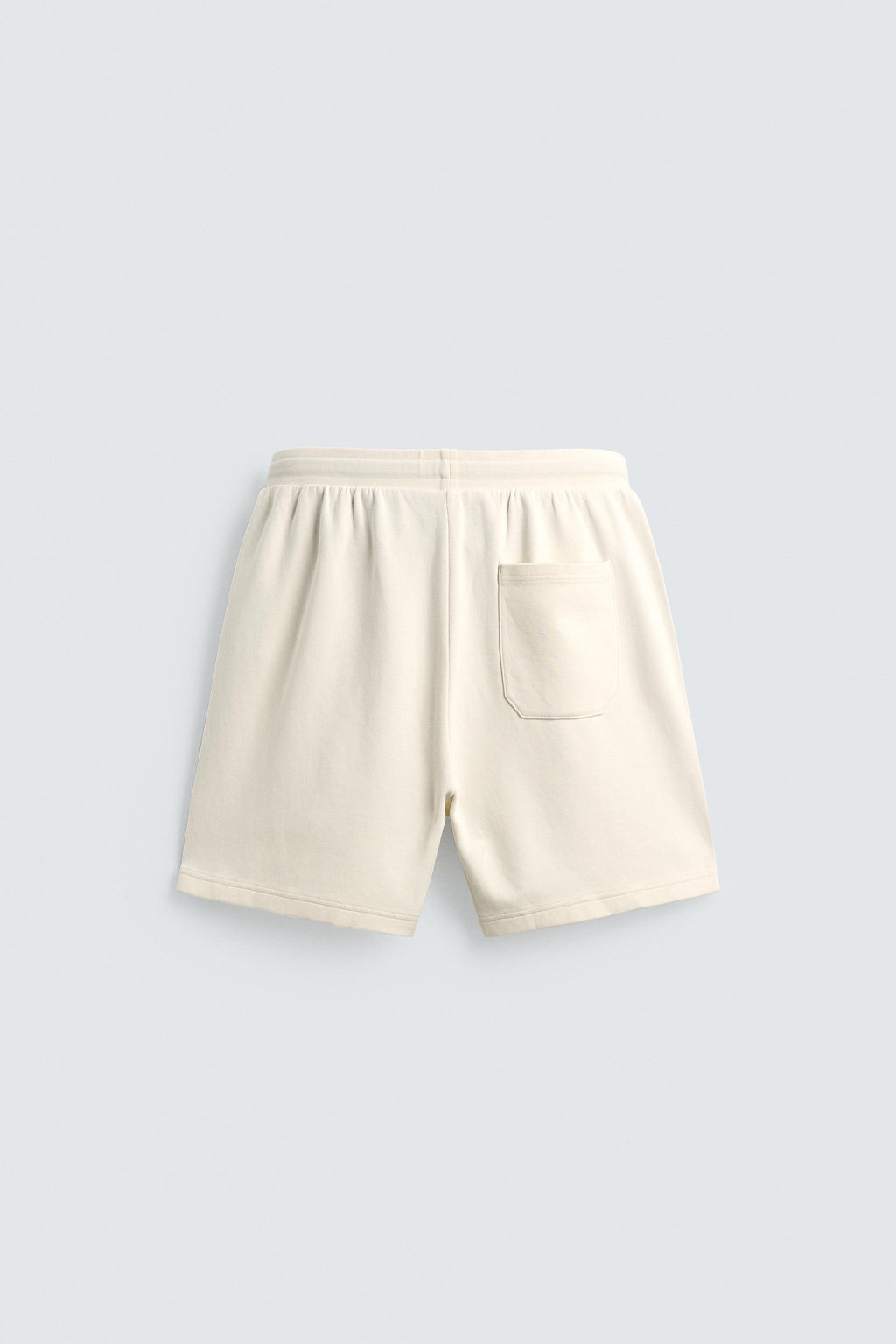 BERMUDA JOGGER BANDAS CONTRASTE / Blanco roto