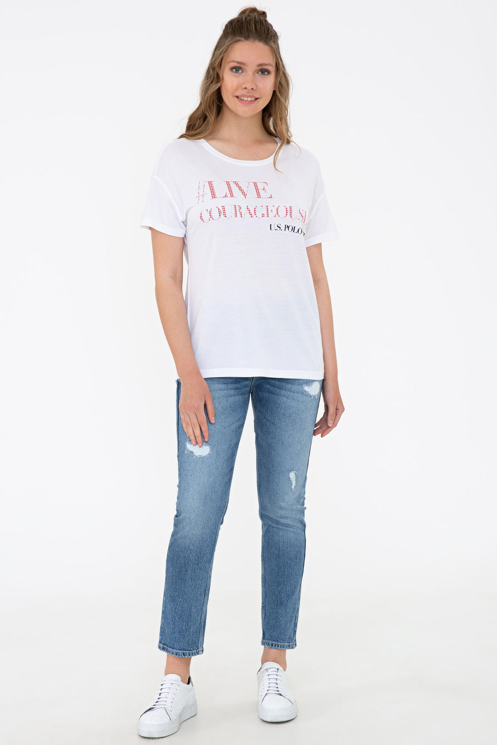 Kad_n Beyaz Bisiklet Yaka Ti__rt