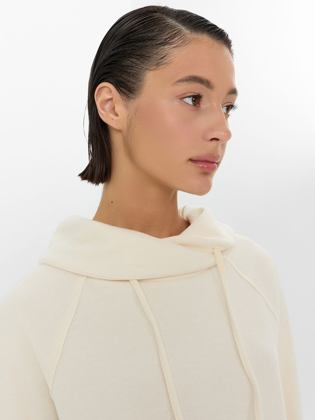 Худи домашнее женское Mark Formelle бежевое  фото 4