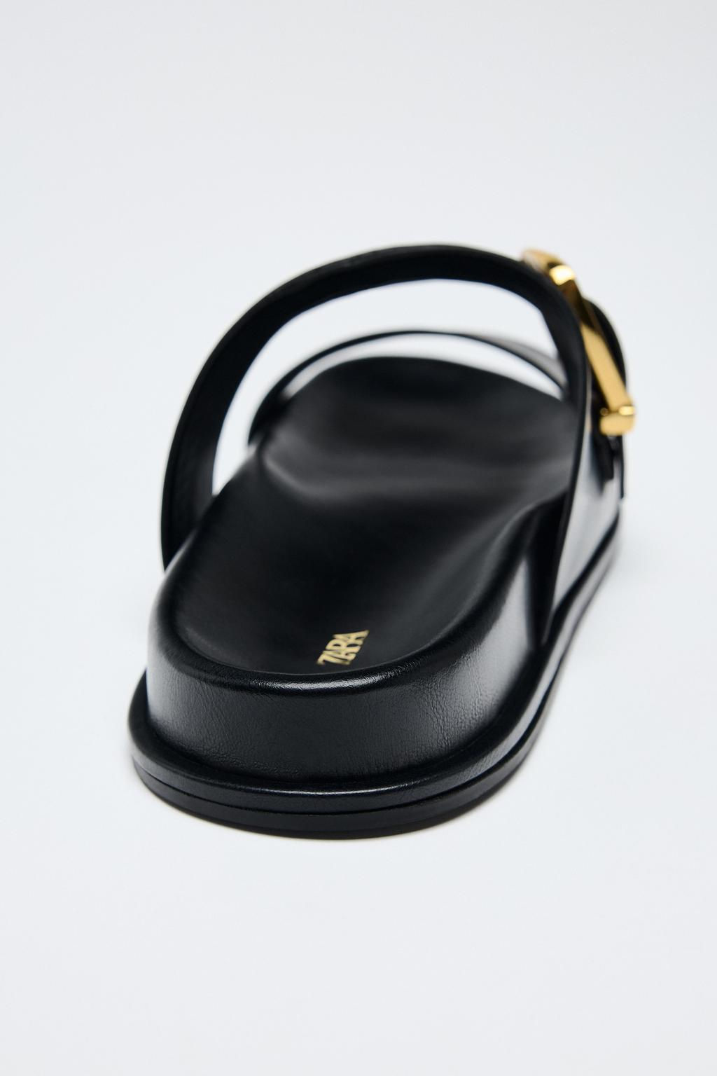 BUCKLED FLAT SANDALS