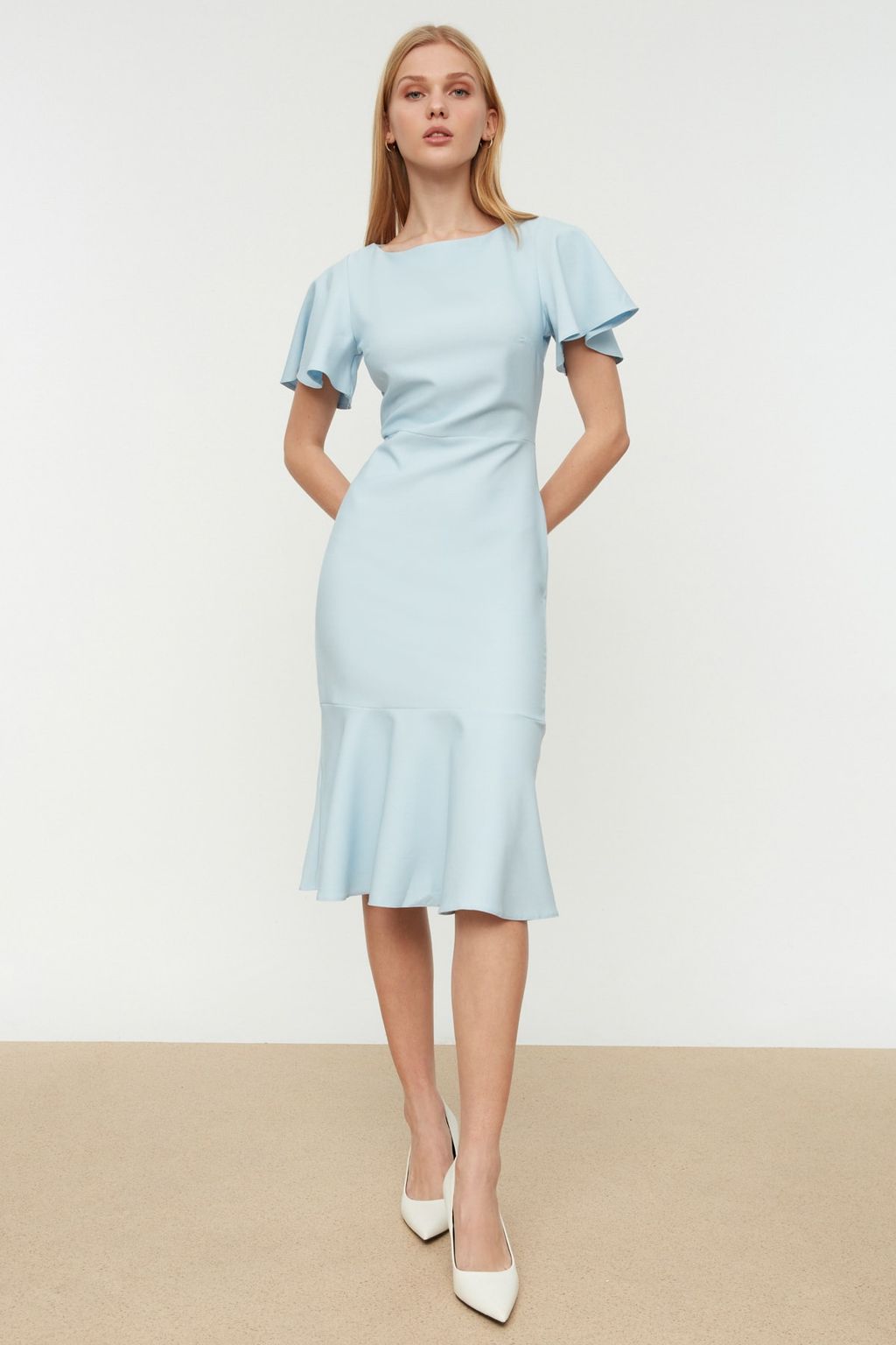 Mavi Fitted/Vucuda Oturan Volanl? Astarl? Midi Dokuma Elbise TWOSS20EL1342