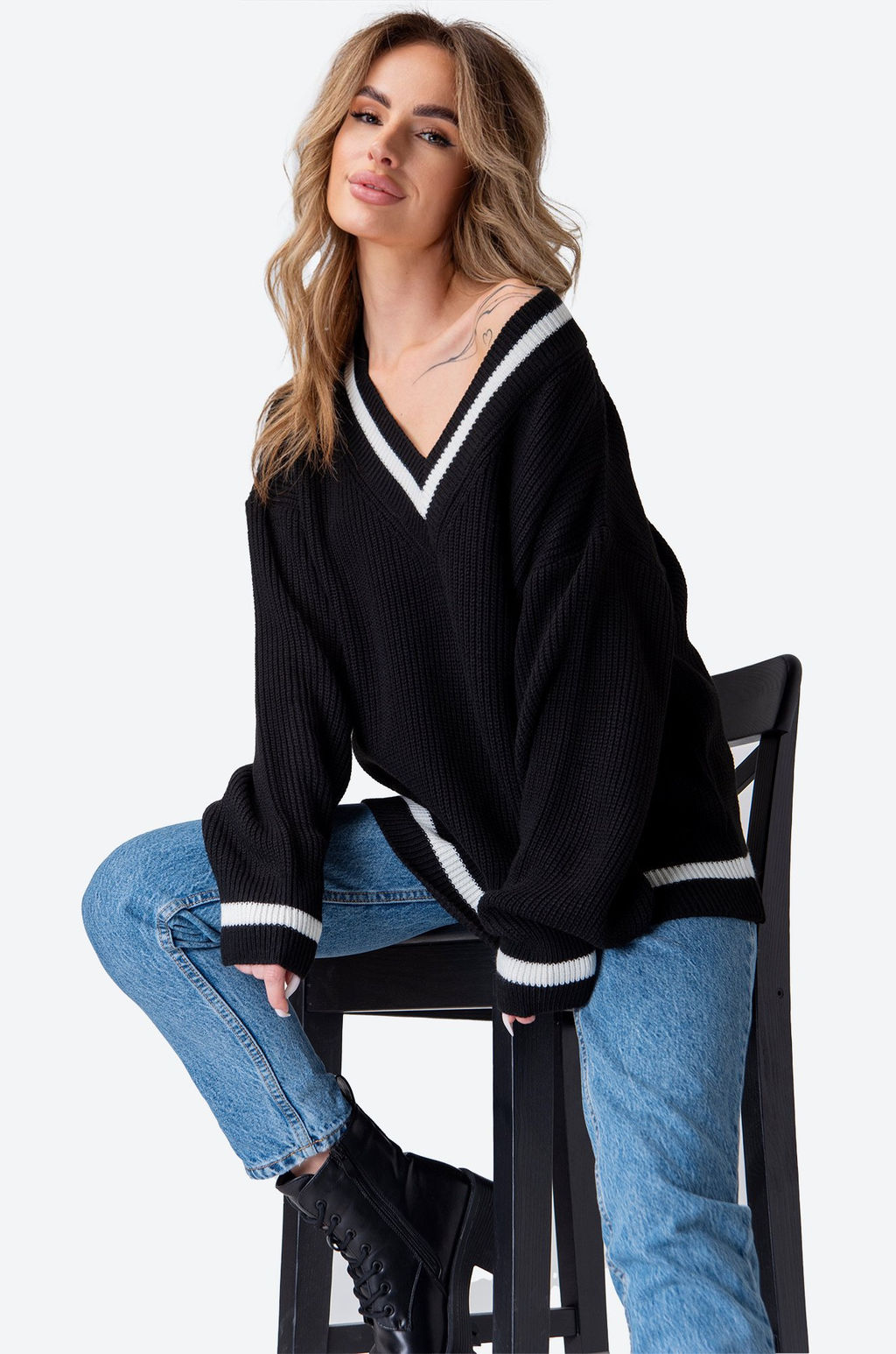 Женский джемпер оверсайз с V-вырезом Happyfox - Happy fox фото 8