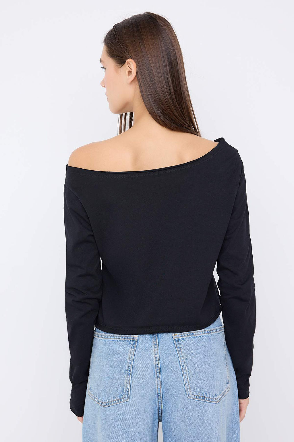 Teen Siyah-Beyaz %100 Pamuk Asimetrik Kay?k Yaka Relaxed/Rahat Kesim Orme T-Shirt TWOAW26TS00016 - Trendyolmilla фото 9