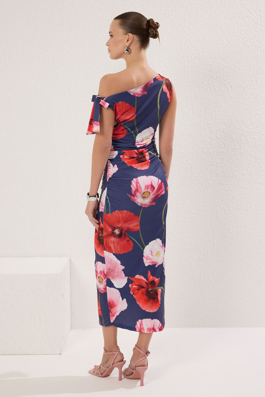 Indigo Cicek Bask?l? Orme Maxi Esnek Kalem Elbise TWOSS24EL00563