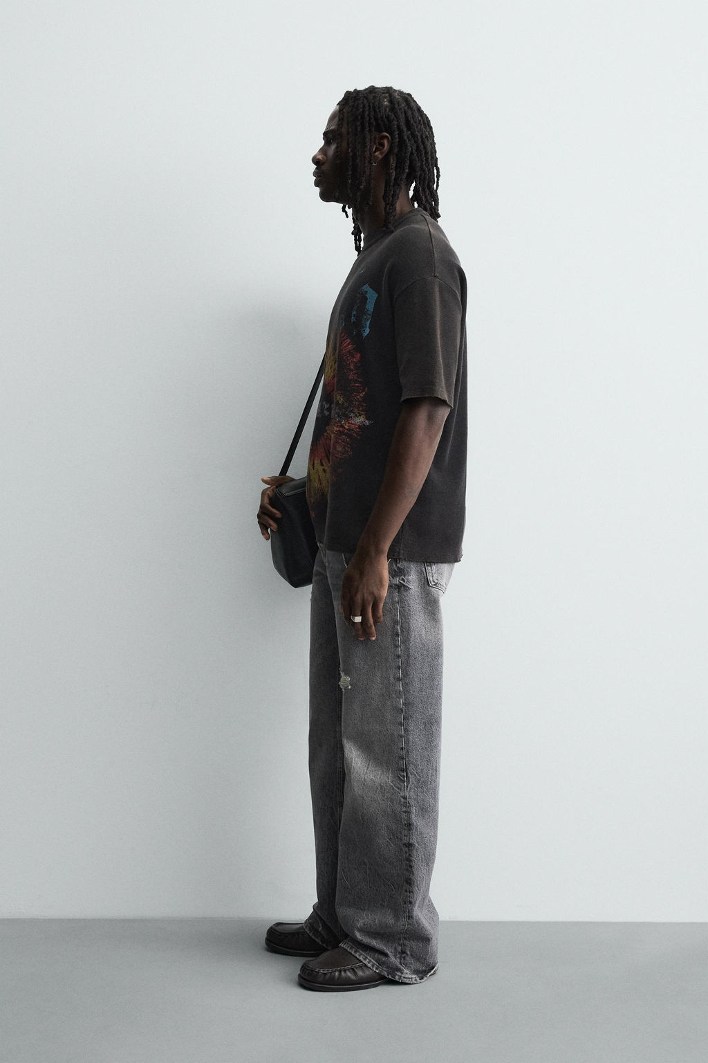 KNIT T-SHIRT WITH CONTRAST PRINT