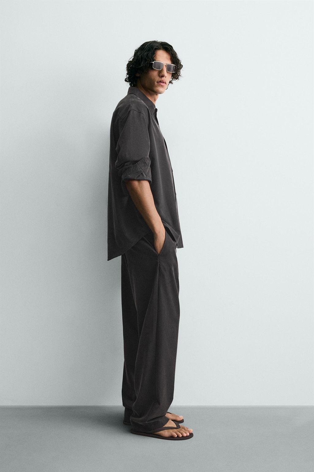 CAMISA FLUIDA RELAXED FIT / Negro - Zara фото 4