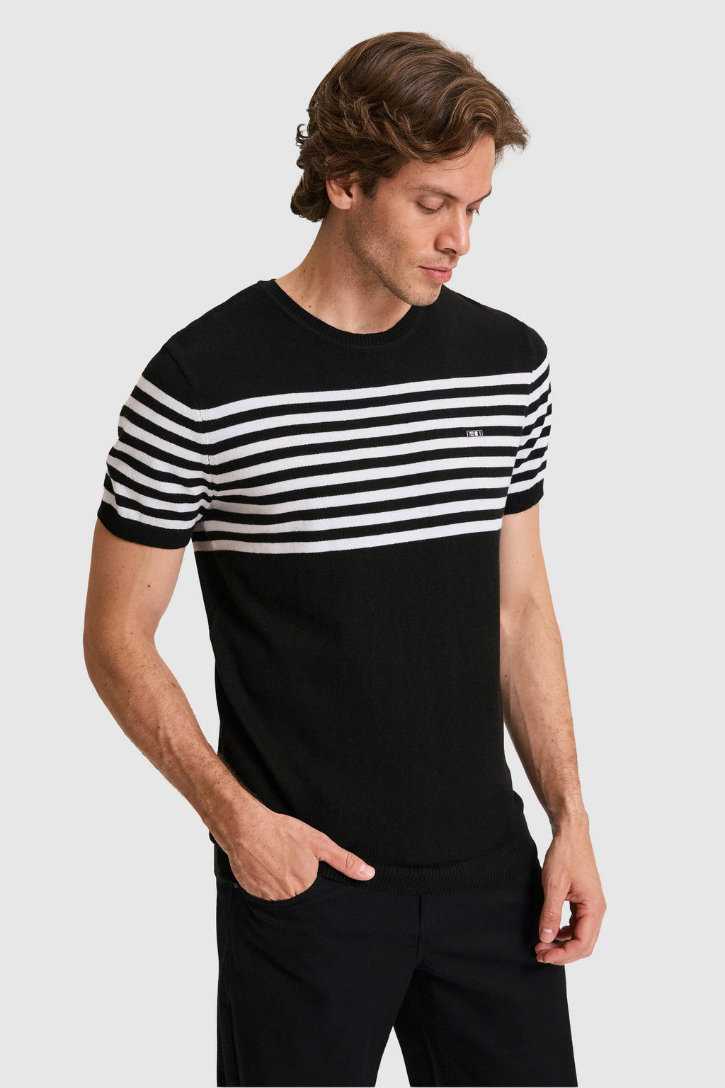 Erkek Slim Fit Bisiklet Yaka Siyah Triko Ti__rt