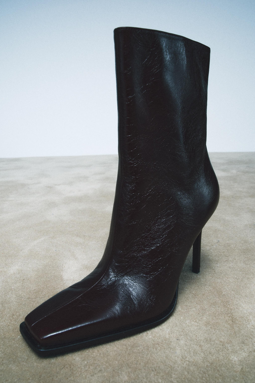 LIMITED EDITION LEATHER ANKLE BOOTS WITH SQUARE TOES - Zara фото 3