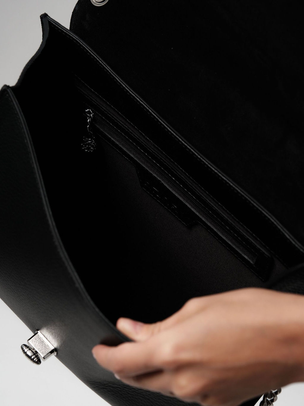 Сумка кожаная Azaro 30783 черный